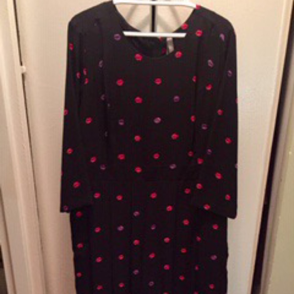 Adorable Kisses Dress - Never Worn